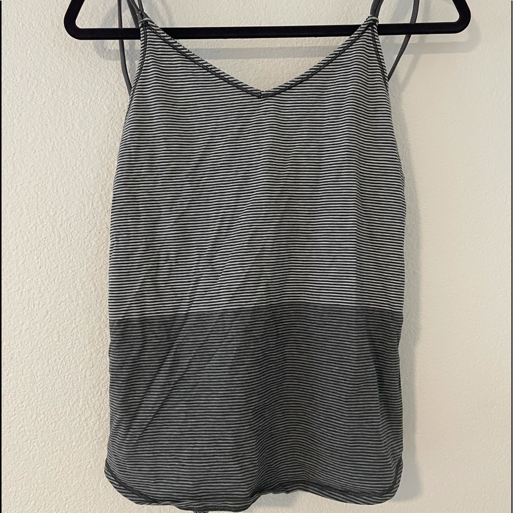 Lululemon tank